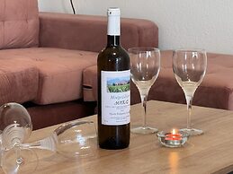 Skiathos Modern Garden Escape Apt