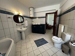 Skiathos Modern Garden Escape Apt