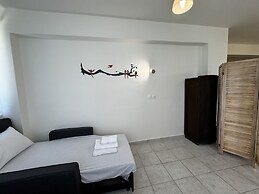 Skiathos Modern Garden Escape Apt