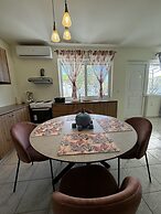 Skiathos Modern Garden Escape Apt