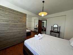 Skiathos Modern Garden Escape Apt