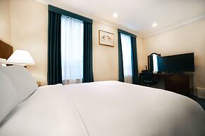 Hotel Stanford