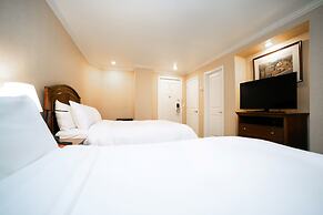 Hotel Stanford