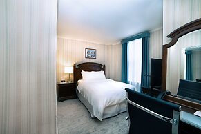 Hotel Stanford