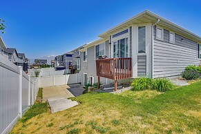 Lovely Walk-out Apt w/ Movie Screen: 20 Mi to Slc!