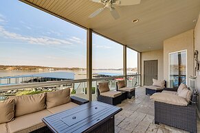 Lakeside Osage Beach Condo in Lands End Community