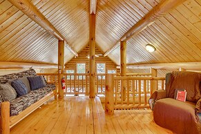 Merrillan Cabin w/ Fire Pit < 1 Mi to Lake Arbutus
