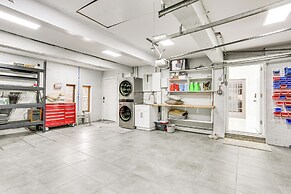 Waterfront Lake Hopatcong Home w/ Boat Dock!