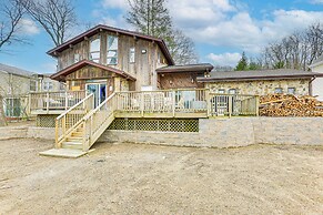 Waterfront Lake Hopatcong Home w/ Boat Dock!