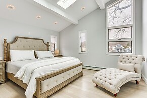 Waterfront Lake Hopatcong Home w/ Boat Dock!