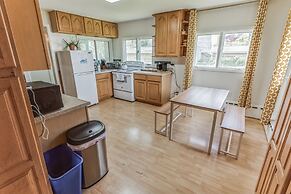 Parkstrip Place, Pet Friendly Downtown Home by RedAwning