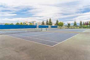 Parkstrip Place, Pet Friendly Downtown Home by RedAwning