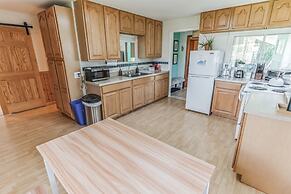 Parkstrip Place, Pet Friendly Downtown Home by RedAwning