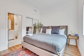 Bright Modern 4Bd 2Ba in the Heart of Wrigleyville by AllSet Turnover