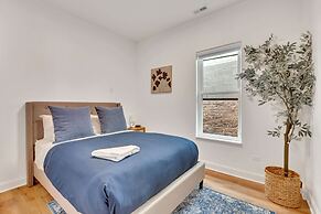 Bright Modern 4Bd 2Ba in the Heart of Wrigleyville by AllSet Turnover