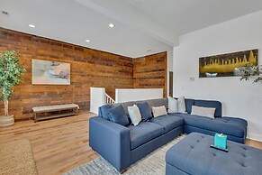 Bright Modern 4Bd 2Ba in the Heart of Wrigleyville by AllSet Turnover