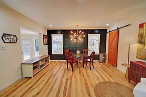 Urban Farmhouse With A Modernism Twist! 4 Bedroom Home by RedAwning