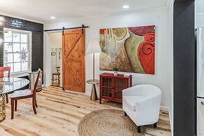 Urban Farmhouse With A Modernism Twist! 4 Bedroom Home by RedAwning