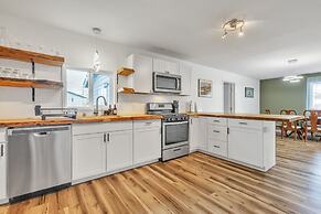 Apartment In Anchorage ~10 Mi To Alaska Zoo! 2 Bedroom Apts by RedAwni