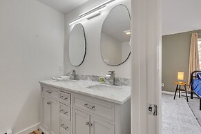 Apartment In Anchorage ~10 Mi To Alaska Zoo! 2 Bedroom Apts by RedAwni