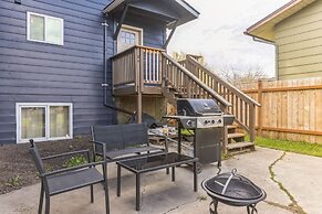 Apartment In Anchorage ~10 Mi To Alaska Zoo! 2 Bedroom Apts by RedAwni