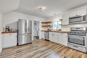 Apartment In Anchorage ~10 Mi To Alaska Zoo! 2 Bedroom Apts by RedAwni