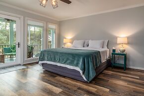 White Dunes -137 Orleans Drive 4 Bedroom Home by RedAwning