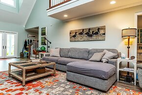 White Dunes -137 Orleans Drive 4 Bedroom Home by RedAwning