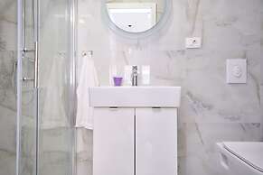 AquaVue Suite by Litto