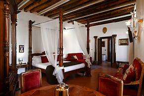 Vicolo dell'Aquila- Residenze Romanae