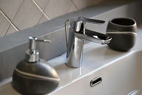 Vicolo dell'Aquila- Residenze Romanae