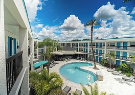 OASIS BAY SUITES, Tampa, Busch Gardens, USF
