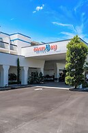 OASIS BAY SUITES, Tampa, Busch Gardens, USF