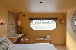 LA PENICHE Bed & Bicycle - Aigues Mortes