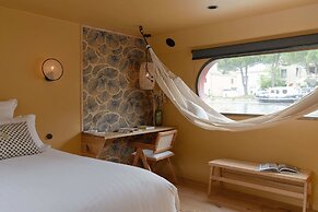 LA PENICHE Bed & Bicycle - Aigues Mortes