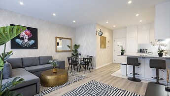 Avenida da República 594