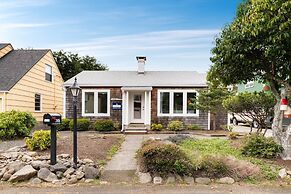 Grey Oak by Avantstay Coastal Charm, Near Beach & Golf