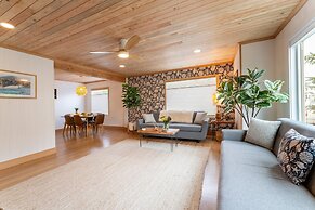 Grey Oak by Avantstay Coastal Charm, Near Beach & Golf