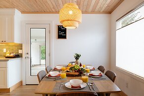 Grey Oak by Avantstay Coastal Charm, Near Beach & Golf