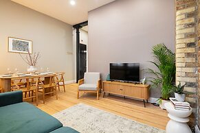 Prime Covent Garden gem with Air-Con