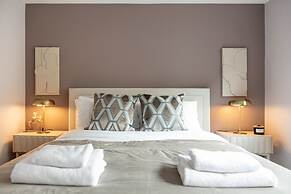 Prime Covent Garden gem with Air-Con