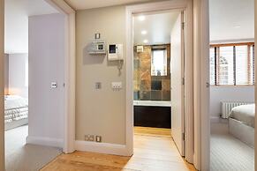 Prime Covent Garden gem with Air-Con