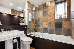 Prime Covent Garden gem with Air-Con