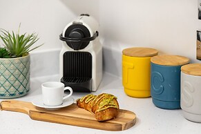 Prime Covent Garden gem with Air-Con