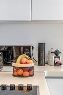 Central Holborn,lovely & bright with AC