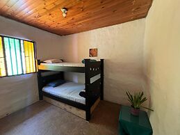 Bahareque Hostal