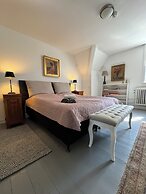 Jungshovedgaard Bed & Breakfast