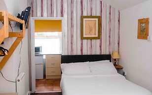 The Chadwick Holiday Flats