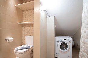 New Bic Economy Apartment First Floor n