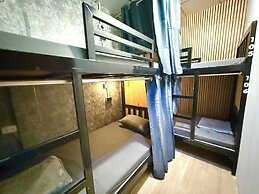 Bed Space Hostel